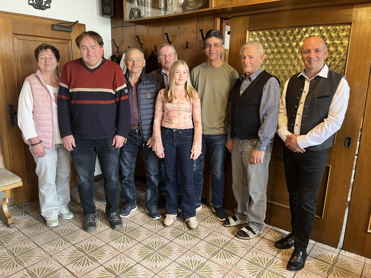 Brieftaubenverein feiert 75 Jahre in Fensterbach
