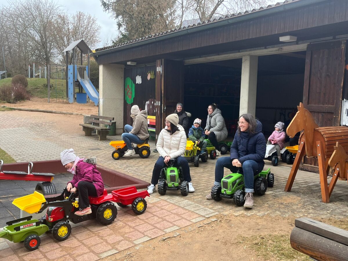 Elternbeirat in Eslarn investiert 3.795 € in Kindergarten
