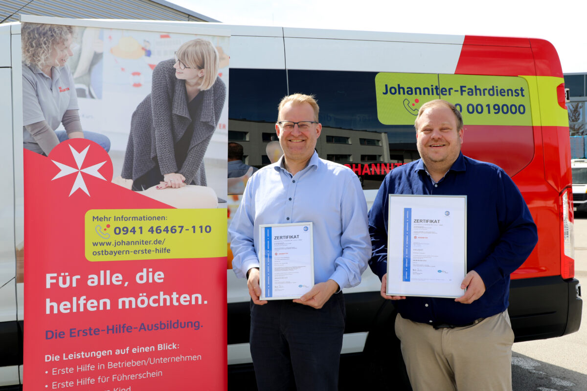 Erneute TÜV-Auszeichnung für Johanniter-Ausbildung und Fahrdienst in Amberg