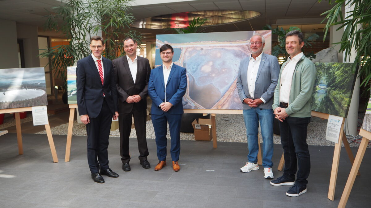 Fotoausstellung Fließende Vielfalt startet in Schwandorf