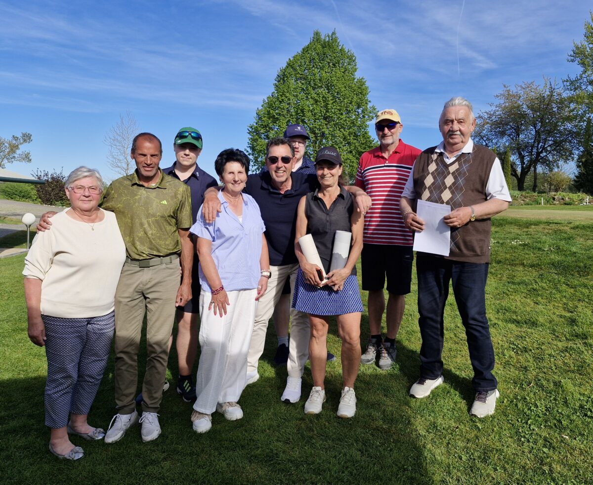 Golfturnier sammelt Spenden für krebskranke Kinder in Schmidmühlen