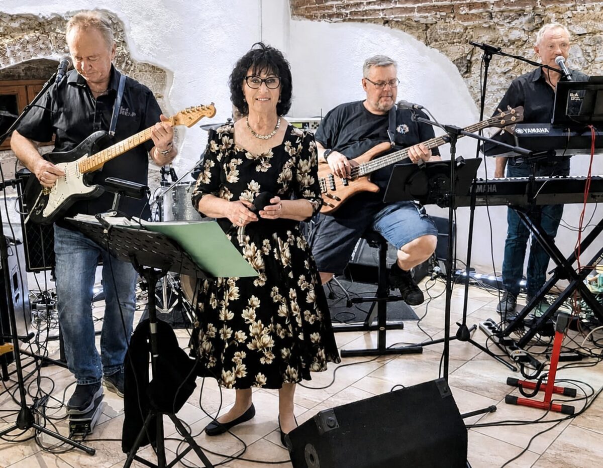 Hula-Hoop lässt 50er- und 60er-Jahre in Bärnau aufleben