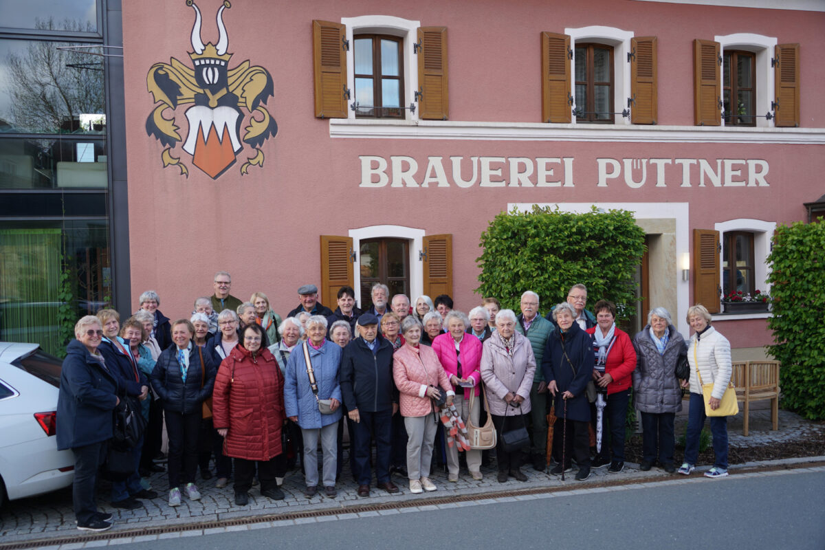 Muttertagsfahrt des Frauenbunds in Weiden nach Schlammersdorf