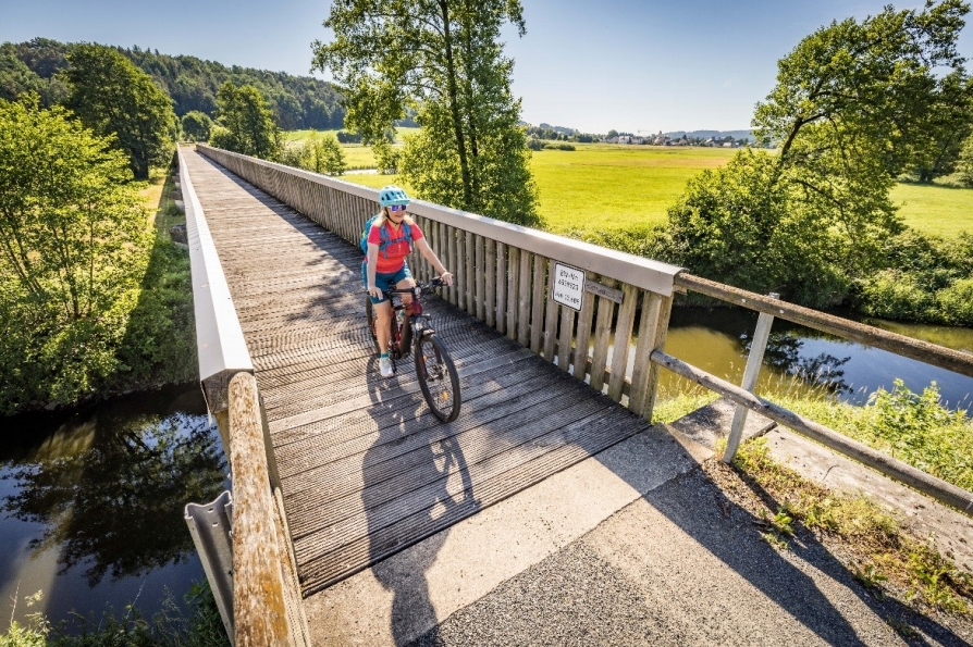 Radlerbus fährt wieder zwischen Nabburg, Oberviechtach und Schönsee