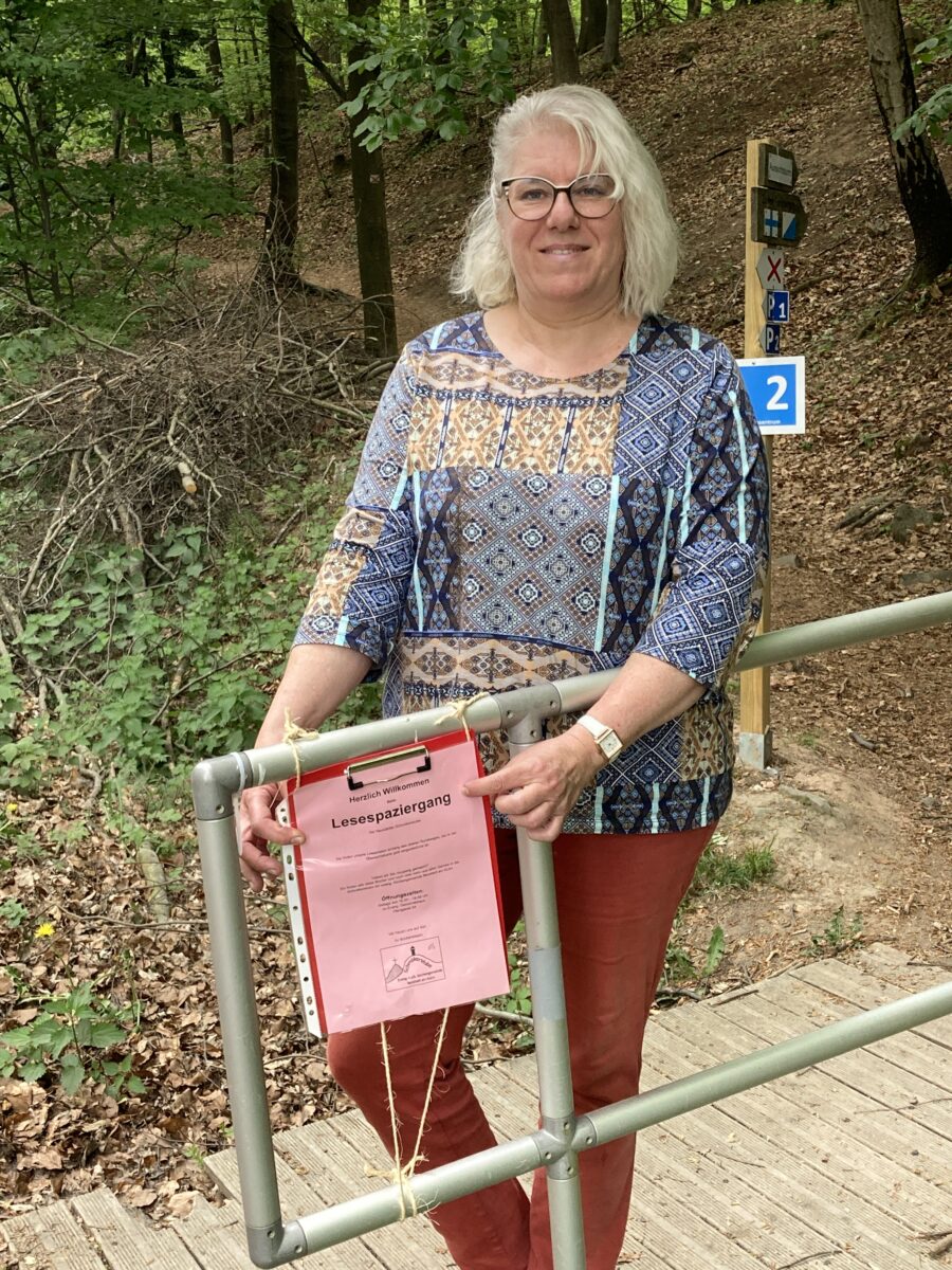 Schmökerstube lädt zum Lesespaziergang am Rauhen Kulm