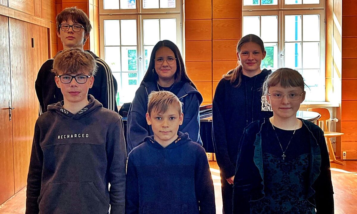 Spitzenleistungen bei Musikprüfungen an Franz-Grothe-Schule in Weiden