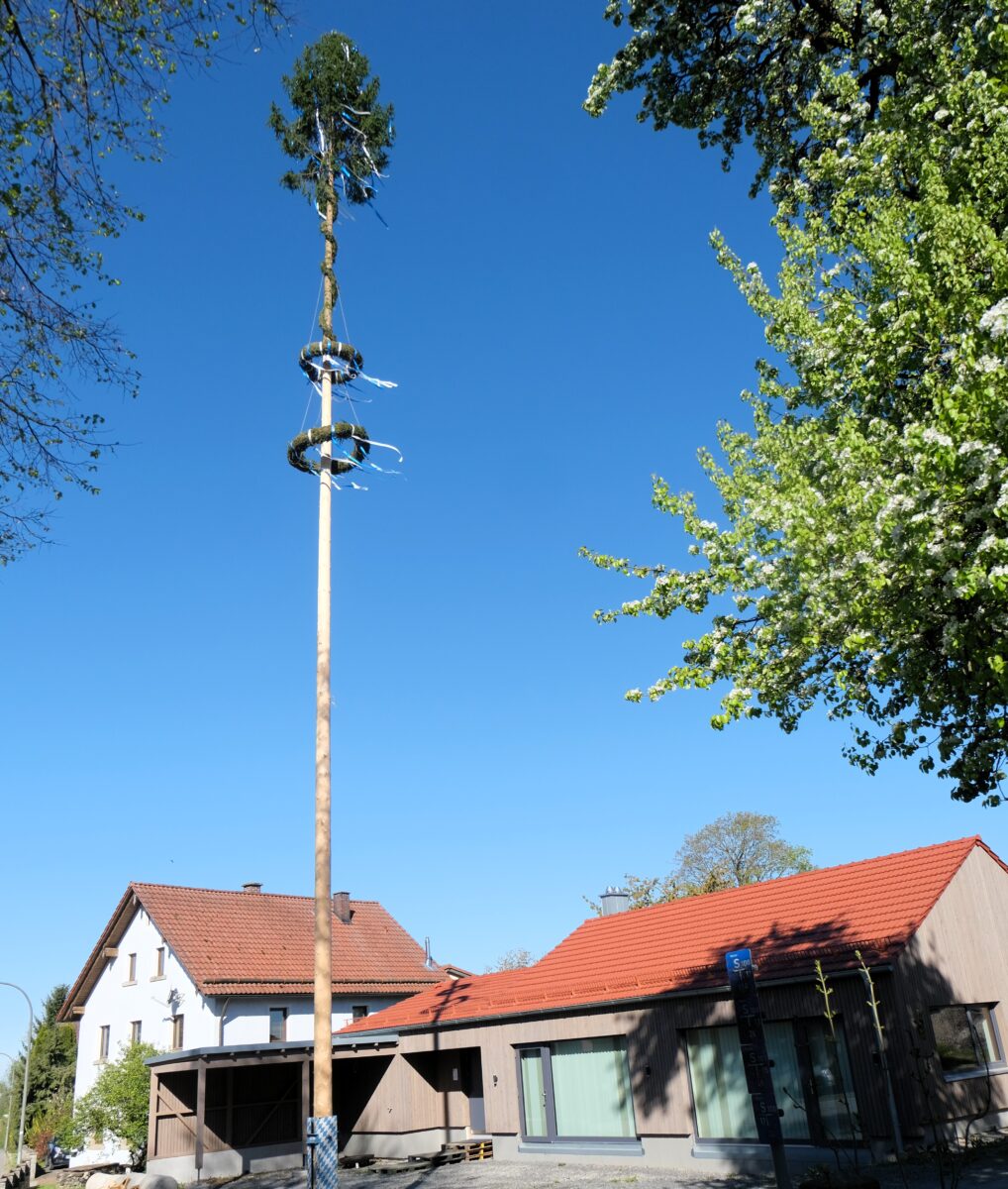 Von Ehrenamt bis Maibaum aufstellen: Gemeinschaft prägt das Flosser Land