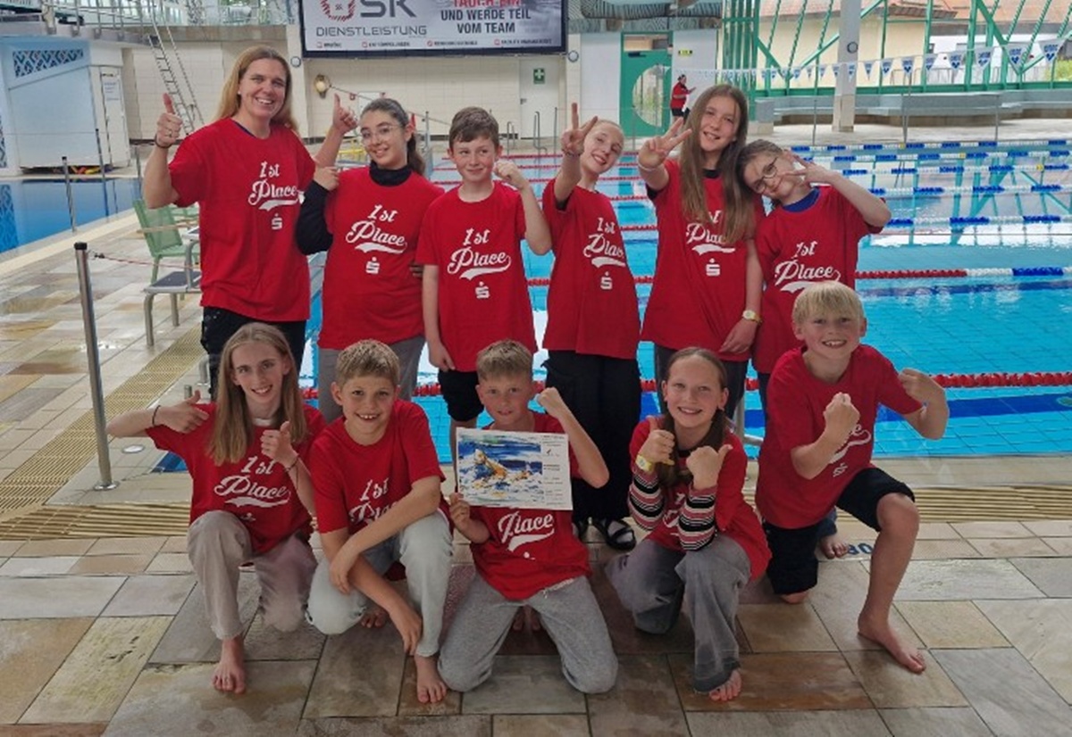 Landkreisschwimmen - Sieg für die Markus-Gottwalt-Grundschule beim Wettbewerb