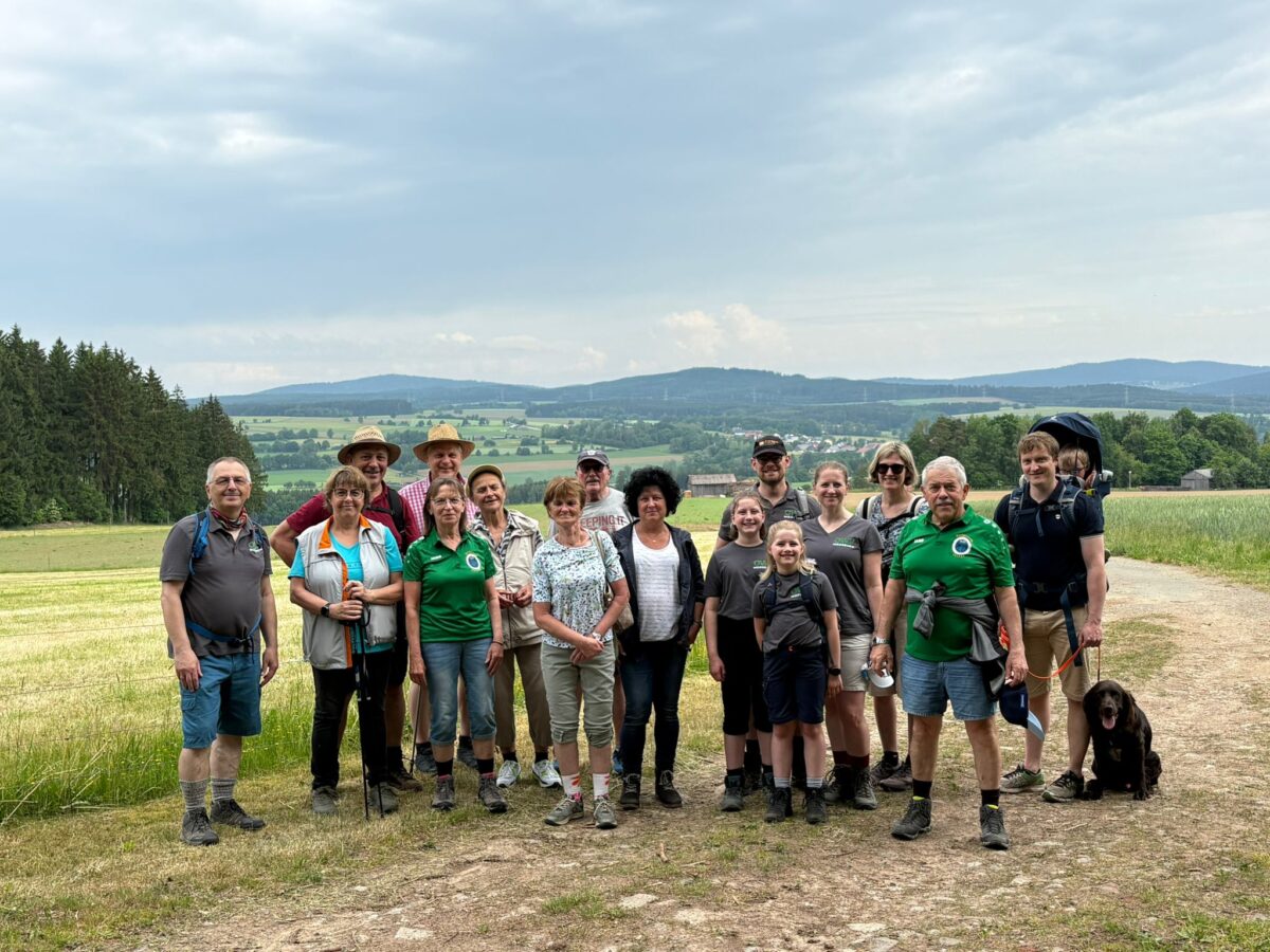 Gemeinschaftswanderung der OWV-ARGE mit Heimatvortrag in Moosbach