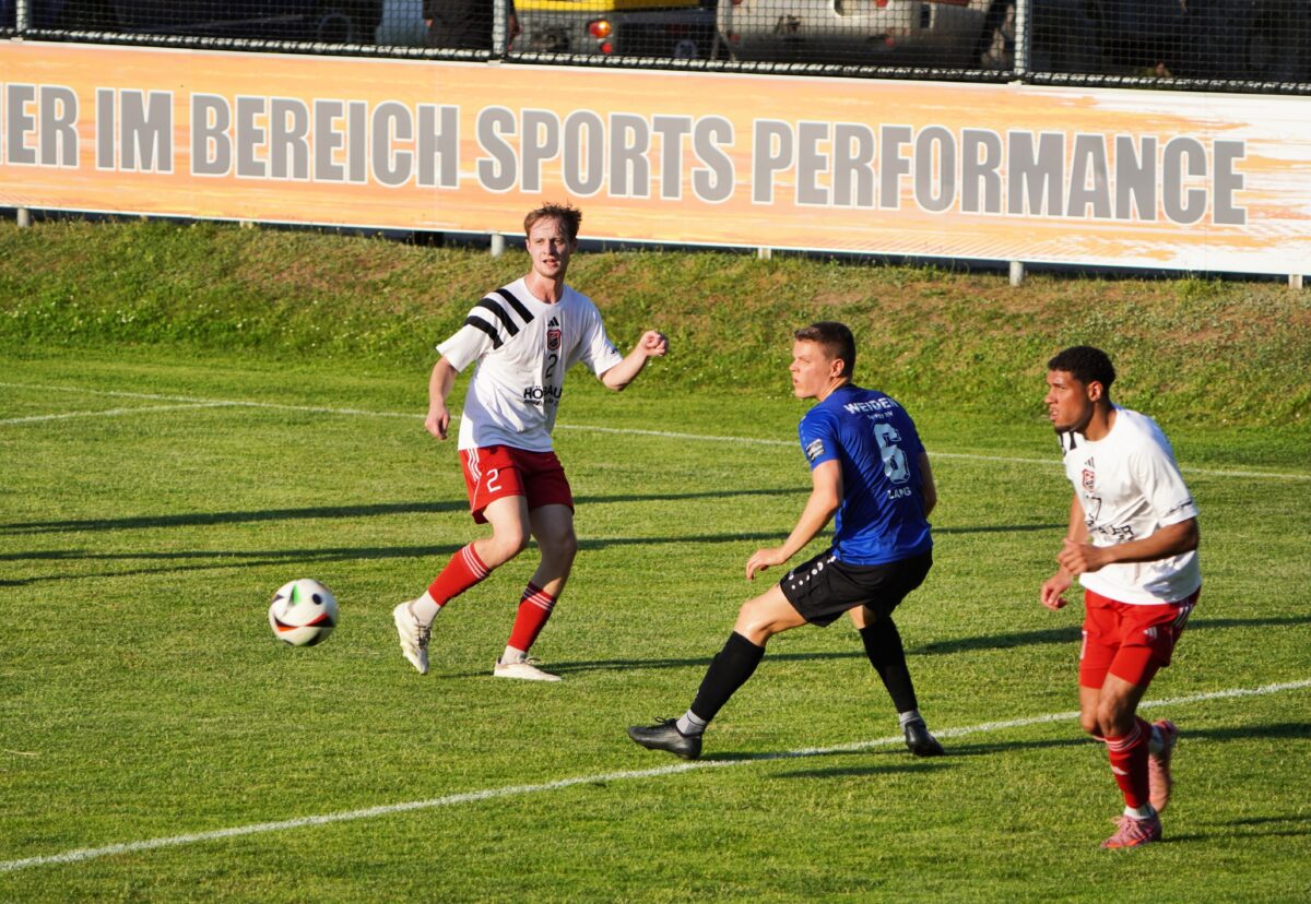 Derby-Sieg im Pokal-Kracher: SpVgg SV Weiden zieht souverän in die Hauptrunde ein