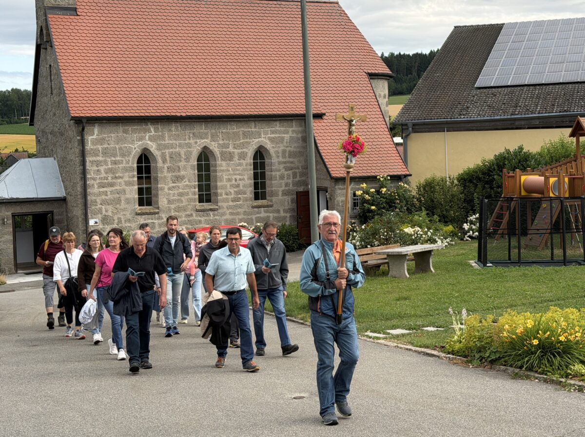 35. Feuerwehr-Fußwallfahrt zur Mutter Gottes auf dem Fahrenberg