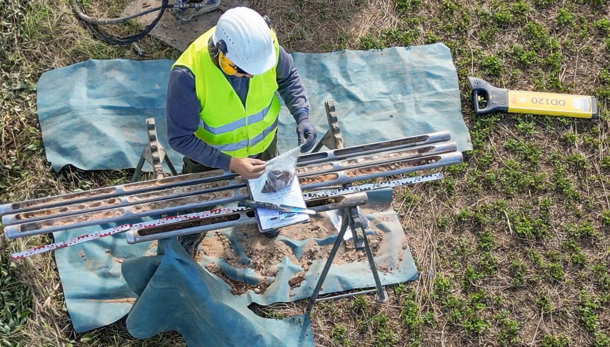 Bayernwerk Netz untersucht Baugrund zwischen Weiden und Schirmitz