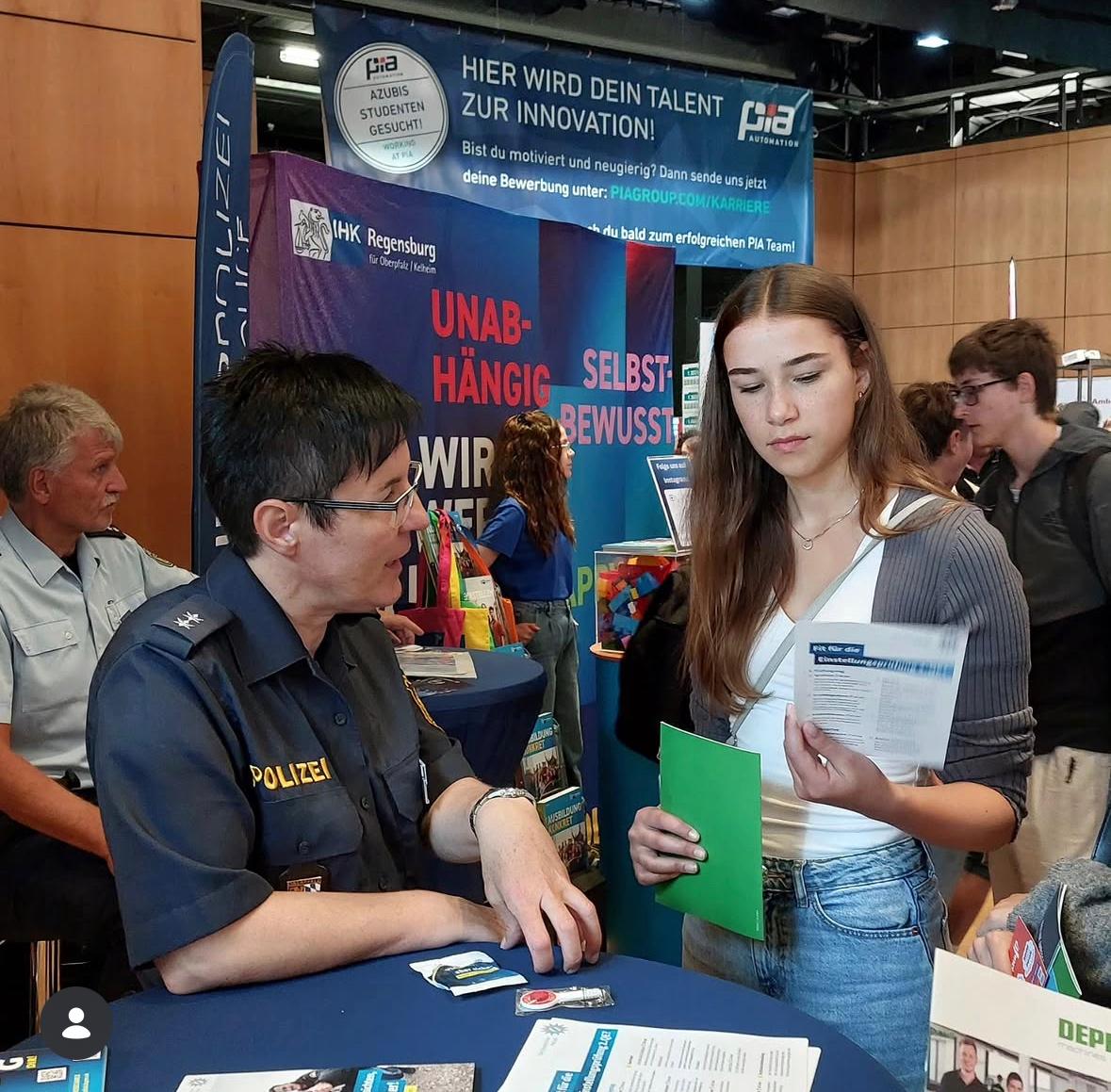 Ausbildungs- und Jobmesse Amberg: 76 Unternehmen zeigen Wege in die berufliche Zukunft