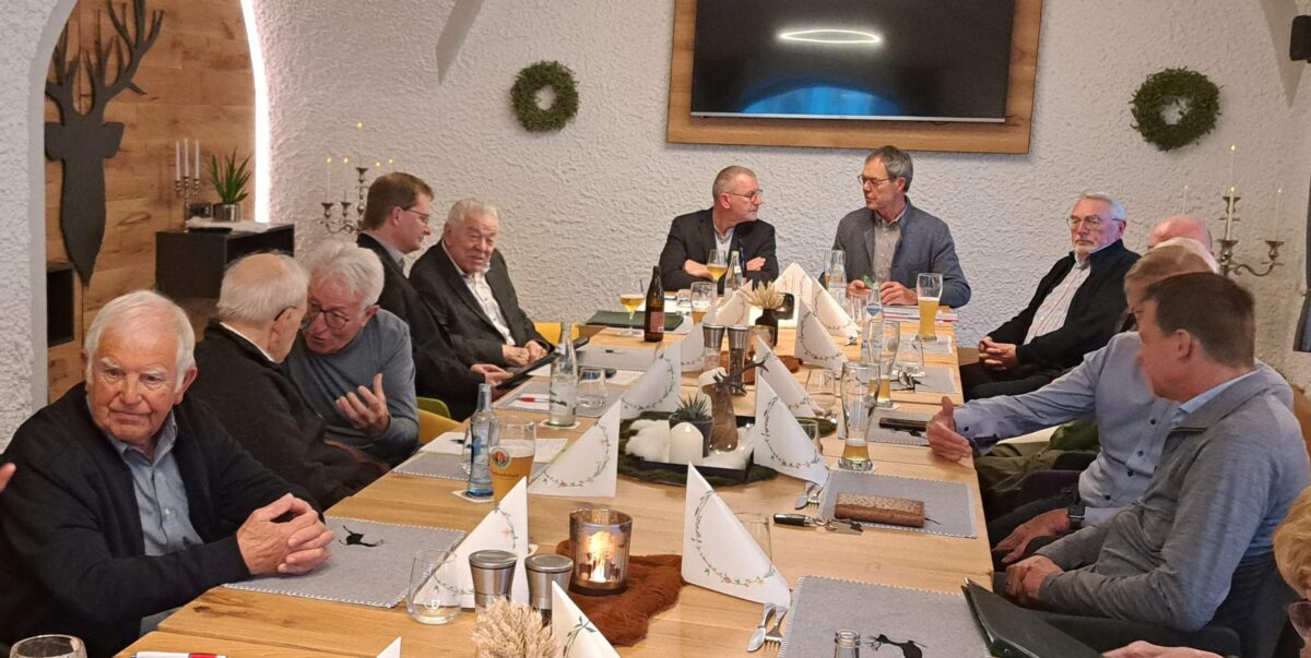 Glaspfeifen bereichern Basilikaorgel in Waldsassen