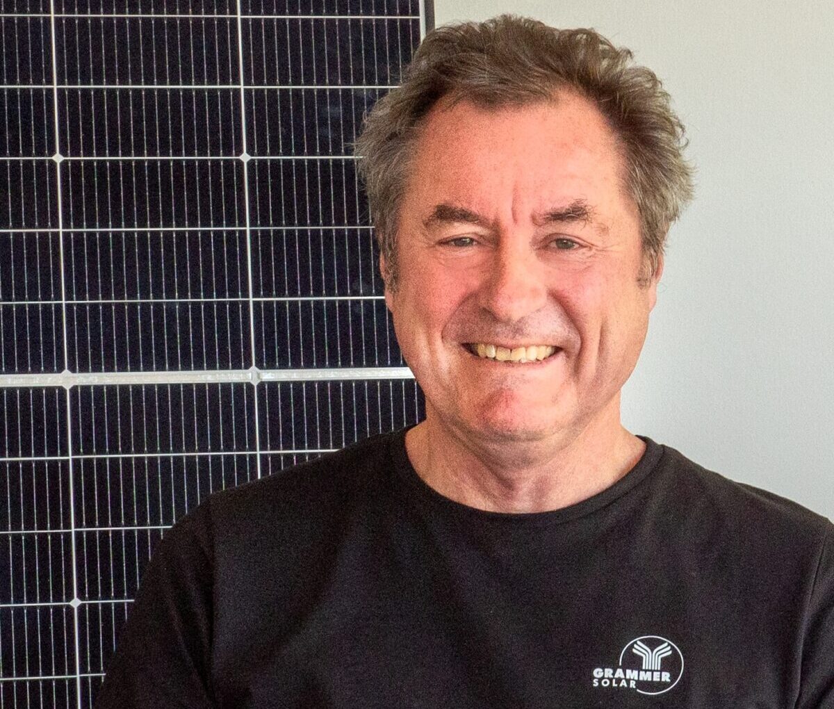 "Immer auf der Sonnenseite": PV-Balkonkraftwerke – Die Energiewende für jedermann?