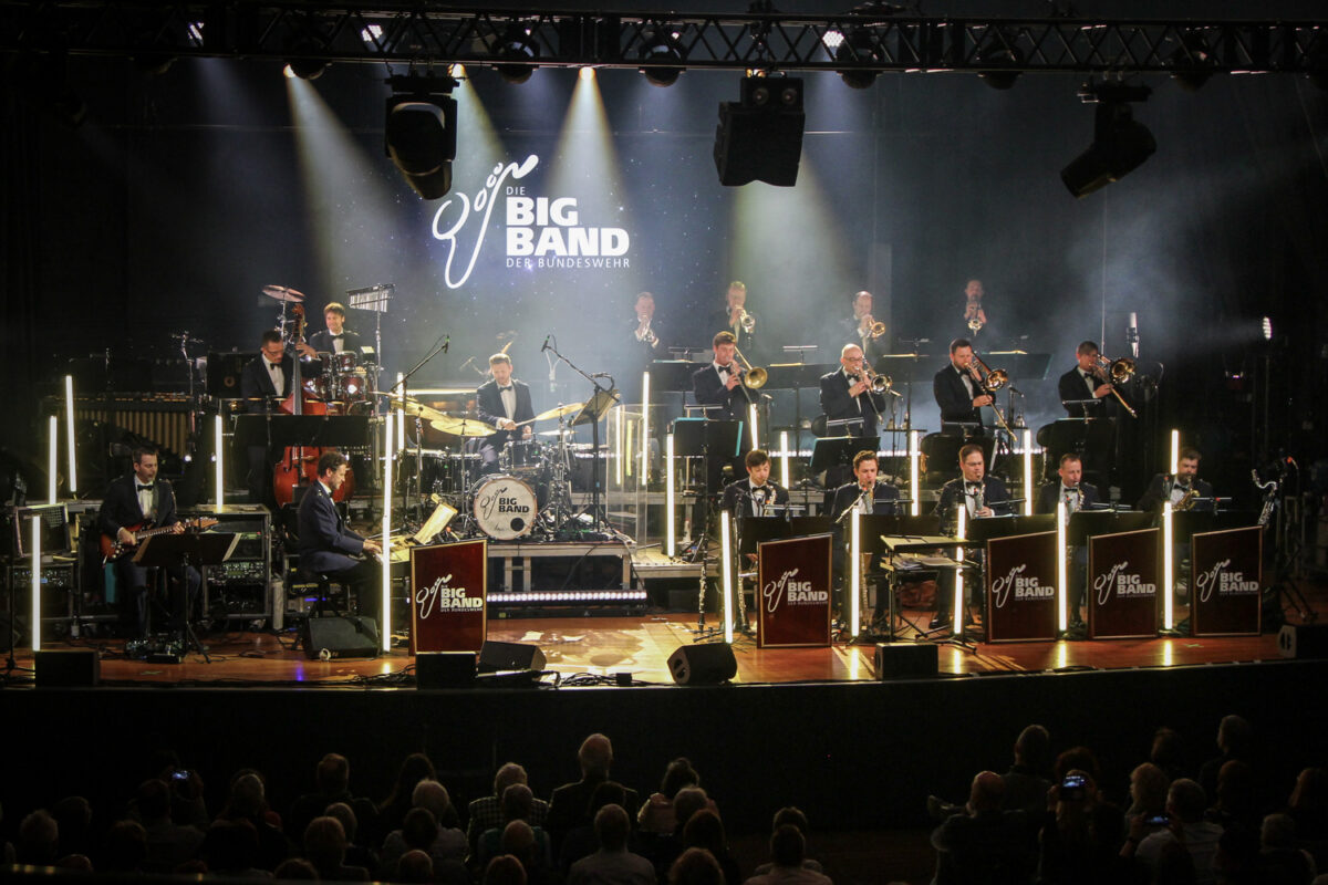 Benefizkozert BigBand der Bundeswehr