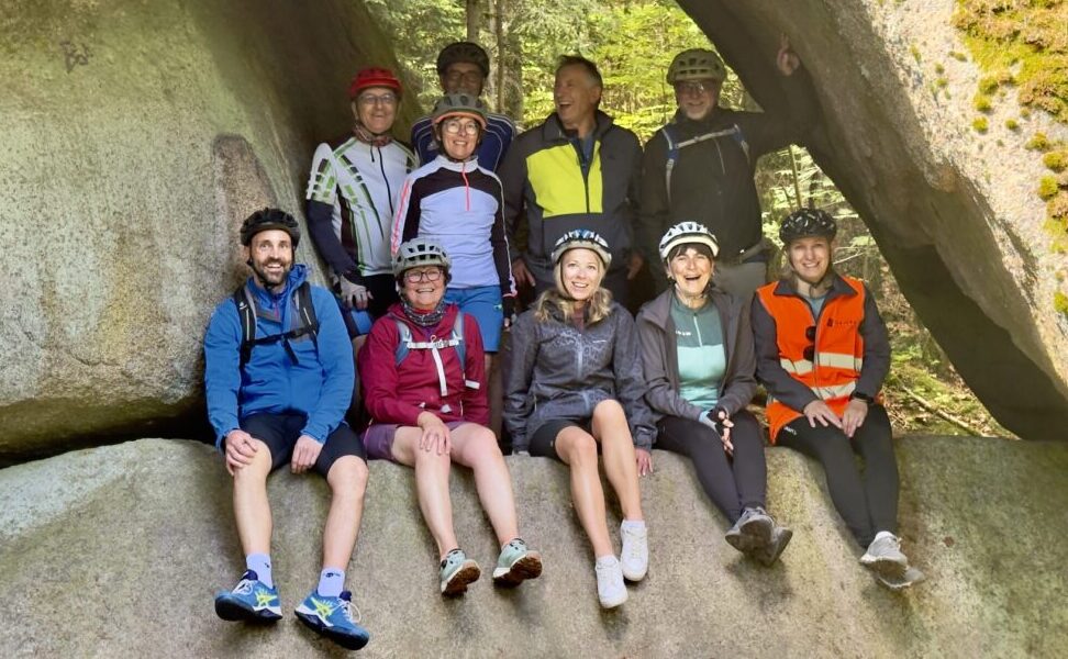 Gemeinsame OWV-Radltour im Steinwald verbindet Friedenfels und Moosbach