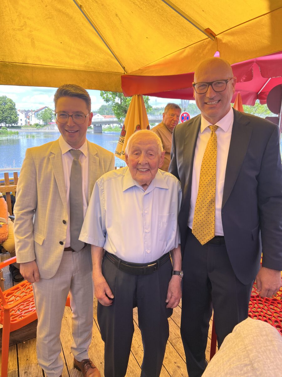 mielke_100Jahre_BGM_Landrat.JPG