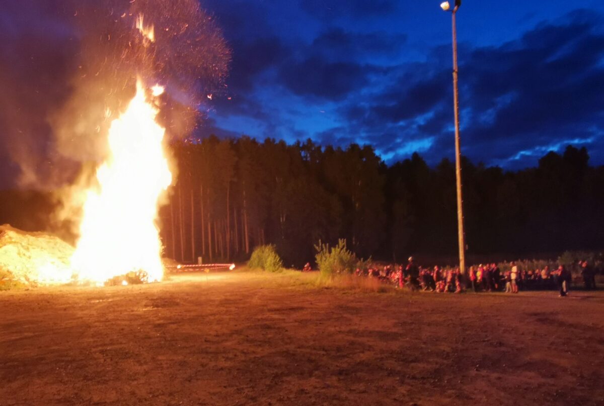 Traditionelles Johannisfeuer der Kolpingsfamilie Eslarn