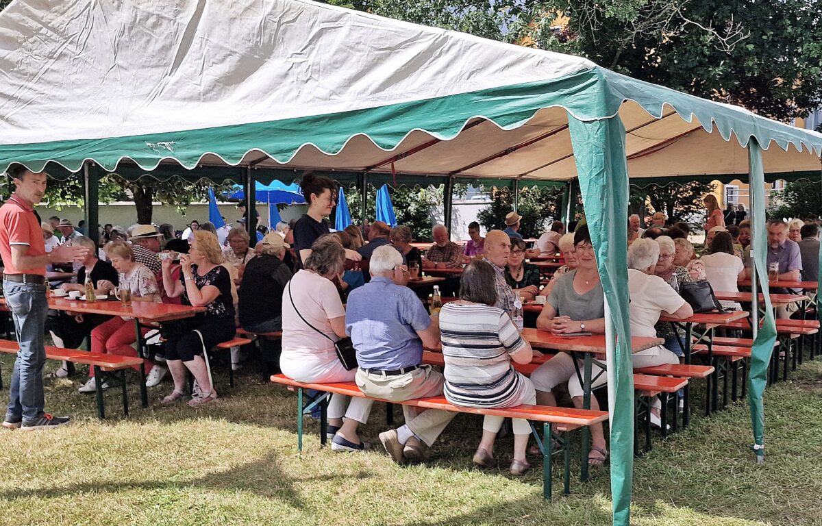 Pfarrfest in Rothenstadt feiert 45. und 25. Jubiläum