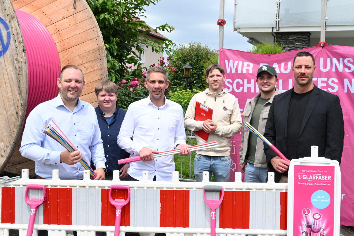 Telekom startet geförderten Glasfaserausbau in Amberg