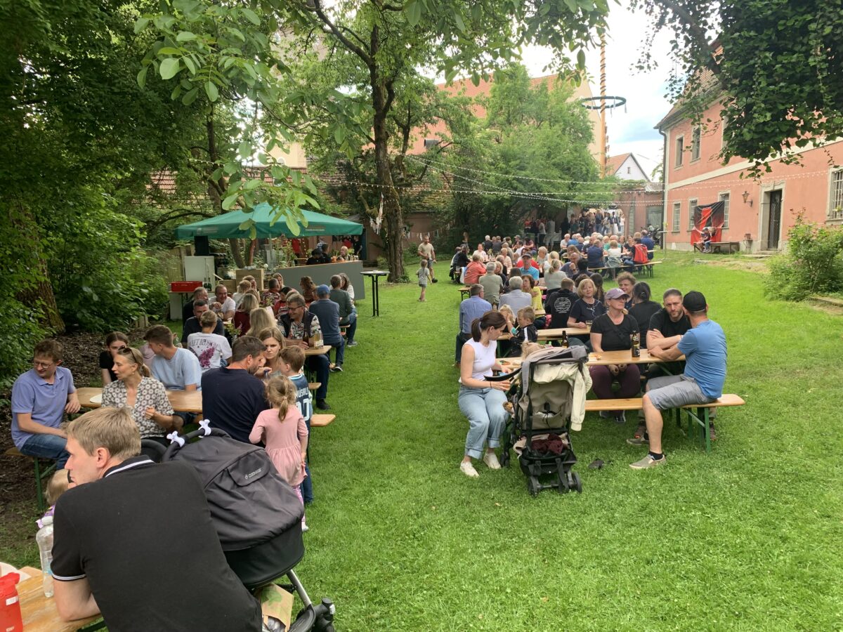 Musik, Genuss und Gemeinschaft begeistern erneut beim 5. Wurzer Gassl-Fest