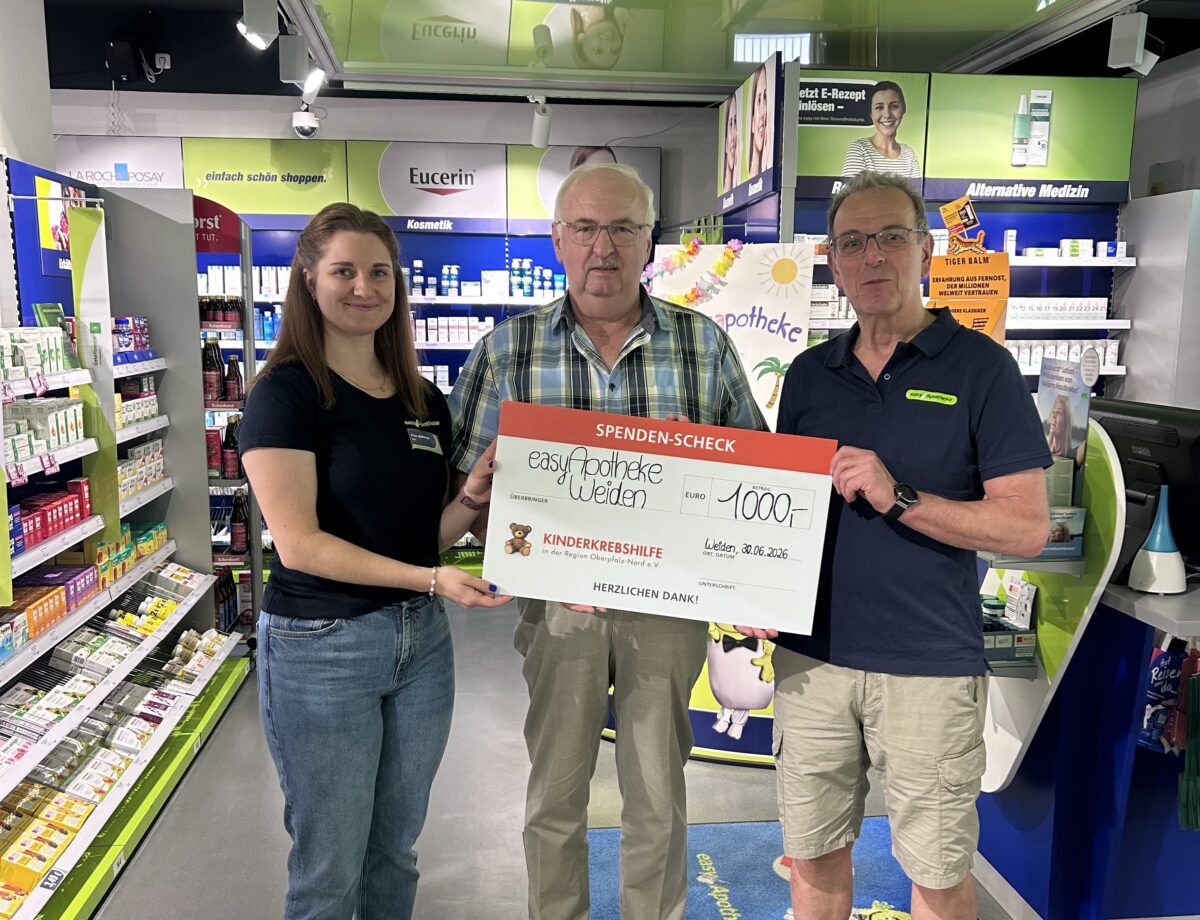 easyApotheke Weiden spendet 1.000 Euro an Kinderkrebshilfe