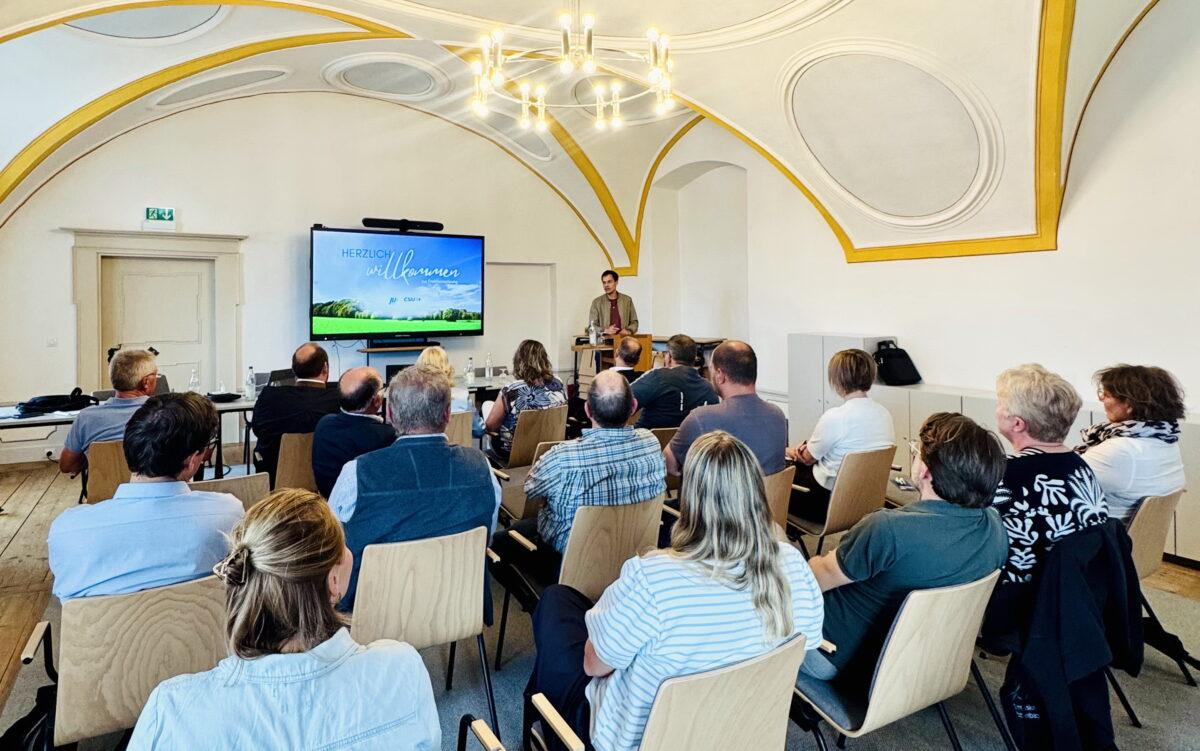 Zwischen Klostermauern und Künstlicher Intelligenz: CSU-Kreistagsfraktion tagt in Speinshart