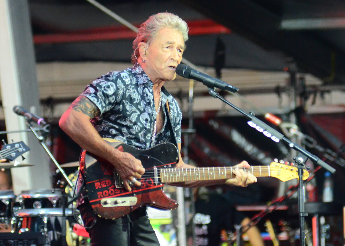 Maffay setzt ein politisches Zeichen und liefert ein Konzert voller Herz, Haltung und großer Rockmomente