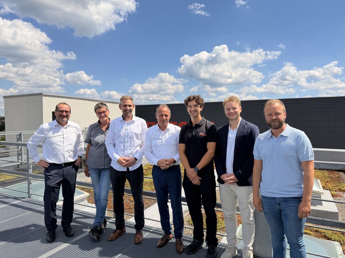 Umweltminister besucht Lüdecke und würdigt Nachhaltigkeit in Amberg