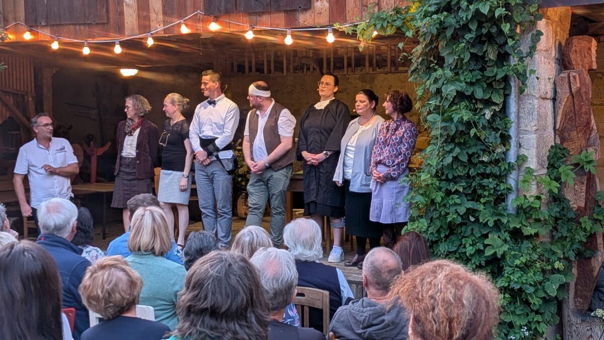 So ein Theater beim Taubnschuster in Eschenbach