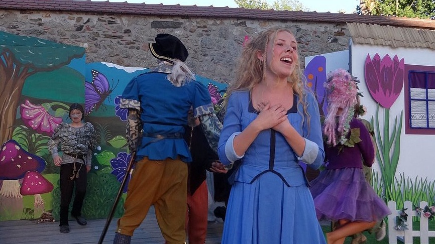 "Rapunzel": Stadtbühne Vohenstrauß feiert Comeback des Kindertheaters