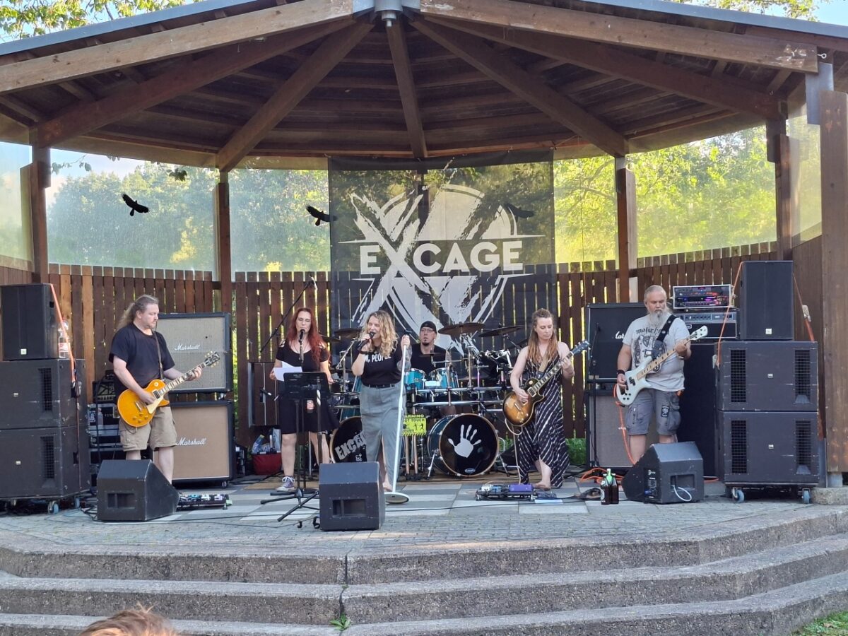 Rockserenade mit „eXcage“