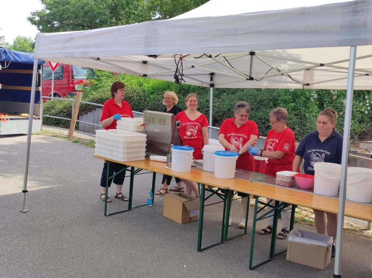 Gemeinschaft in Irchenrieth backt 150 Pizzen für den guten Zweck