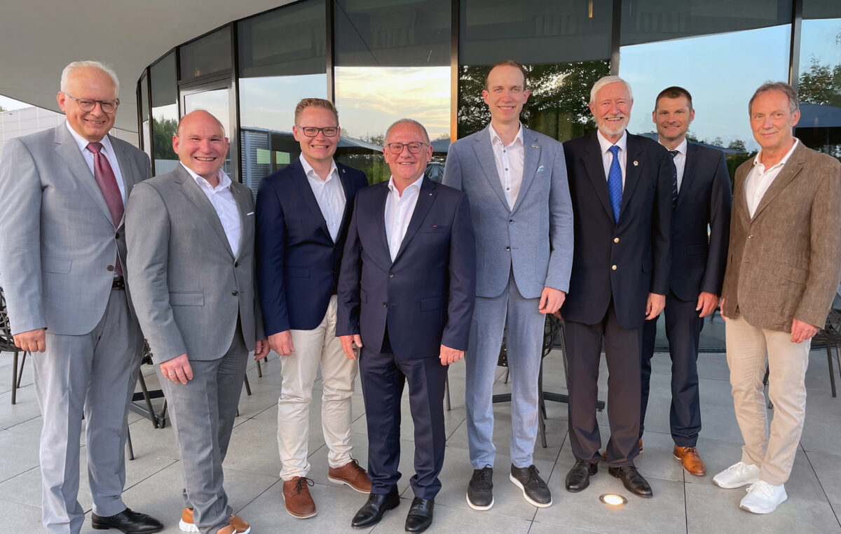 Prof. Dr. Alexander Schuh neuer Präsident des Lions Clubs Weiden