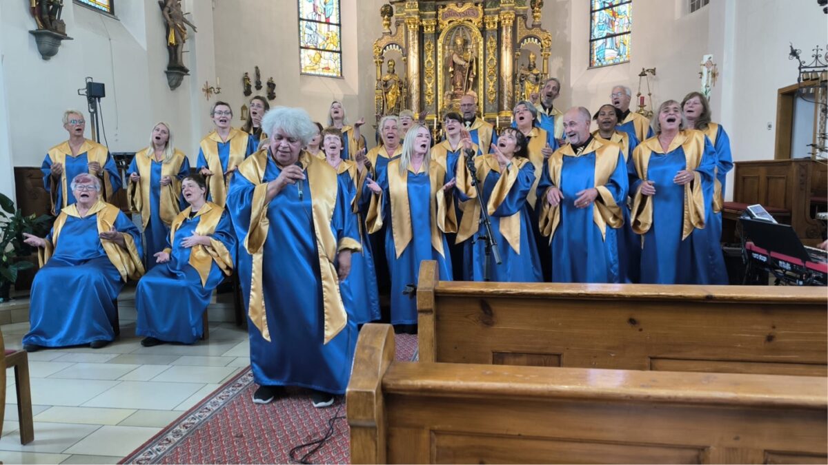 Benefizkonzert von Hope and Joy trotzt Hitze in Neunkirchen