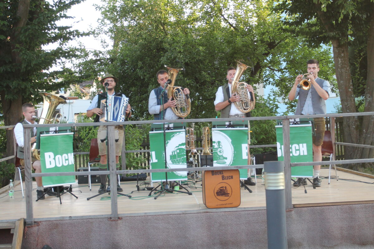 Bockl-Blech begeistert bei Sommerserenade in Waidhaus