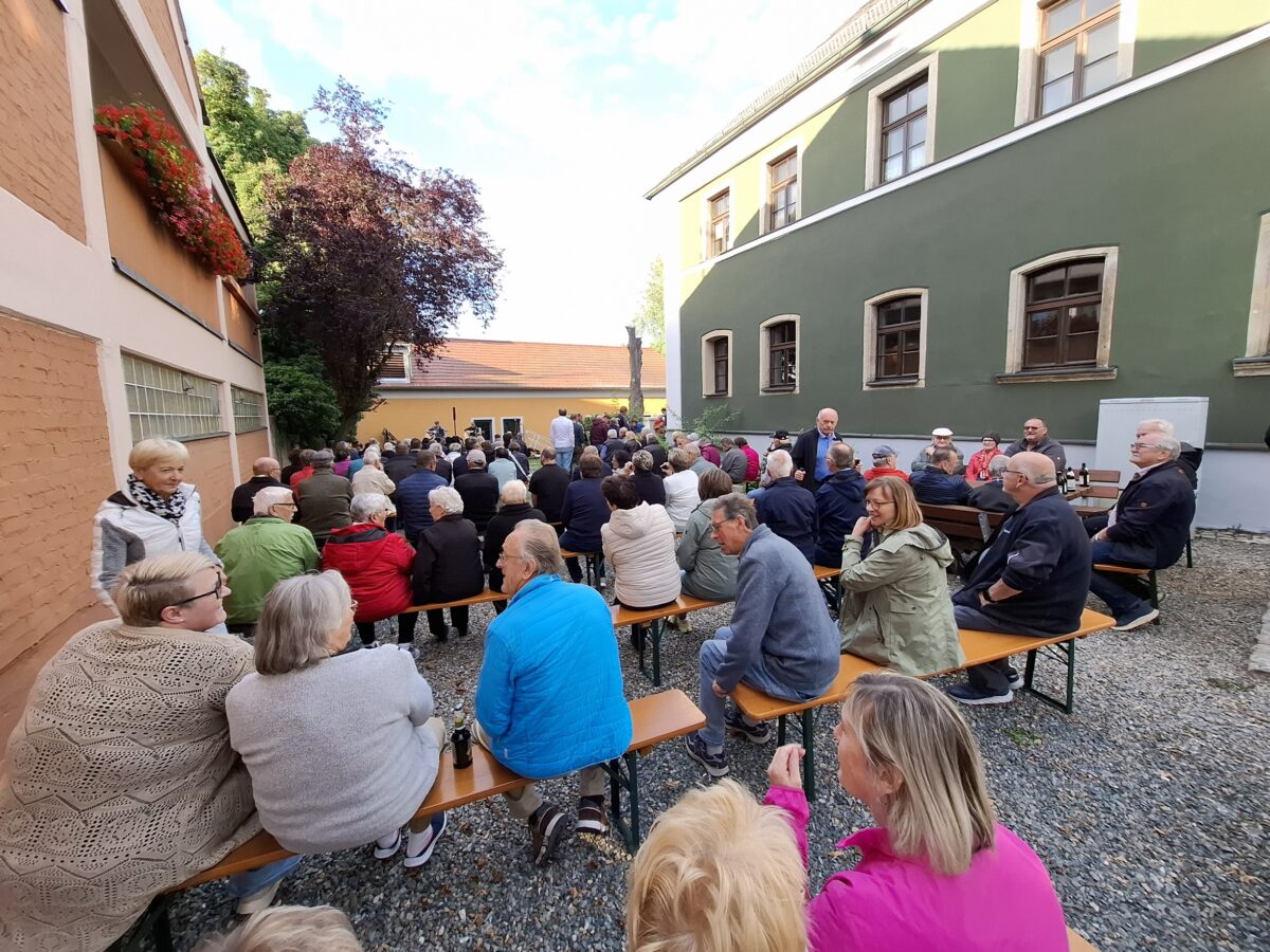 Dritte Serenade begeistert am Marktplatz in Eslarn