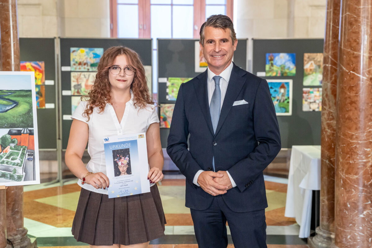 Erfolg im Europäischen Wettbewerb für Leni Hoch von Lobkowitz-Realschule Neustadt/WN