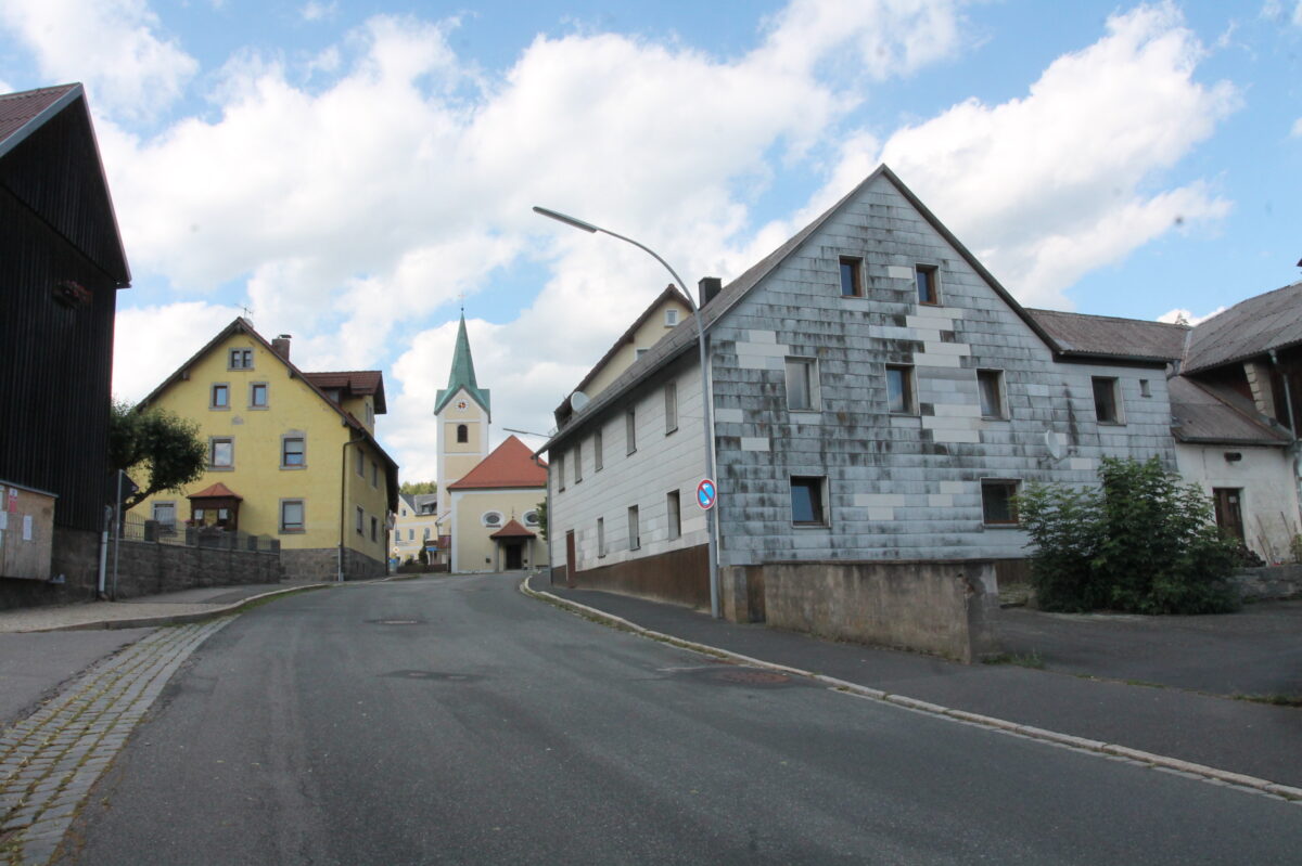 Gemeinderat ebnet den Weg für Gigabitausbau in Flossenbürg