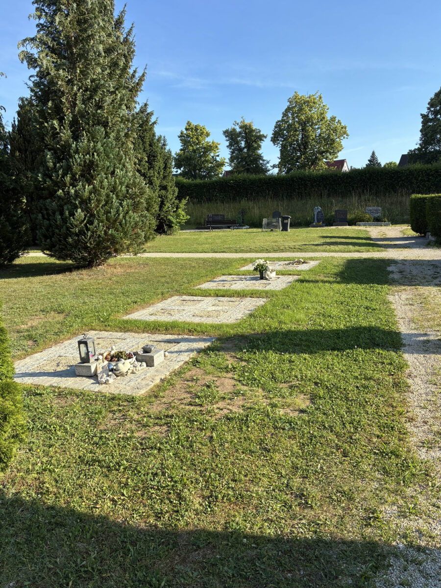 Neue Urnenkammern schaffen 24 Plätze auf Friedhöfen in Amberg