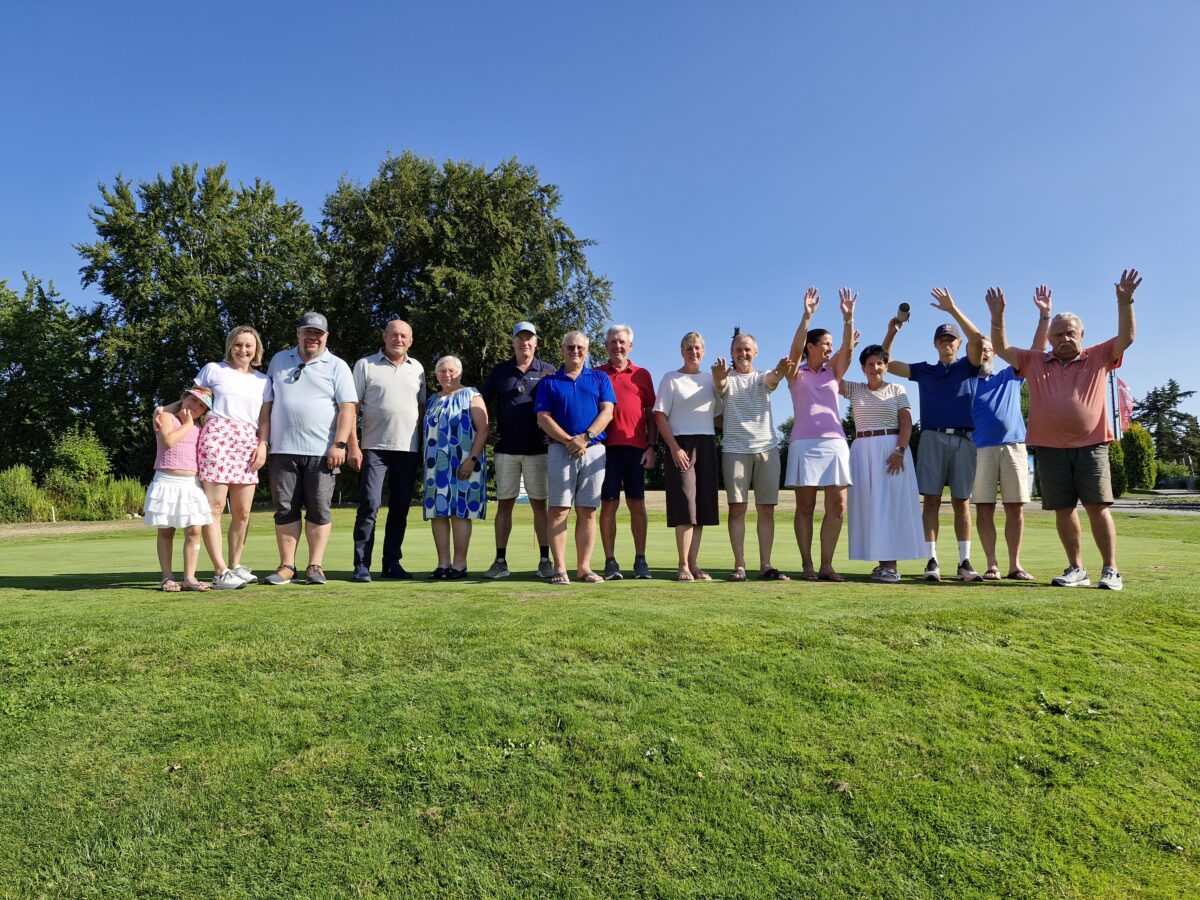 Spaß dominiert beim 19. AccuZentrale Golfturnier in Schmidmühlen