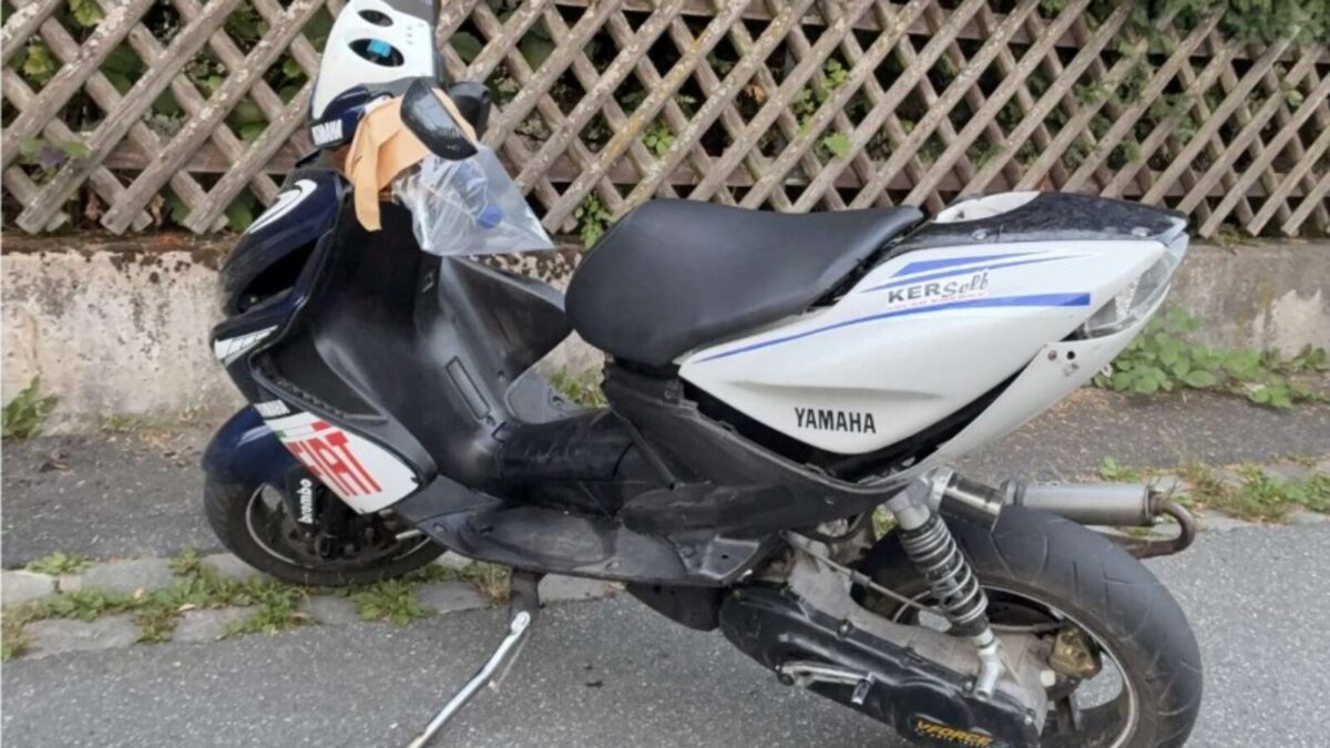 Unfall in Weiden verursacht 10.000 € Schaden und eine Leichtverletzte