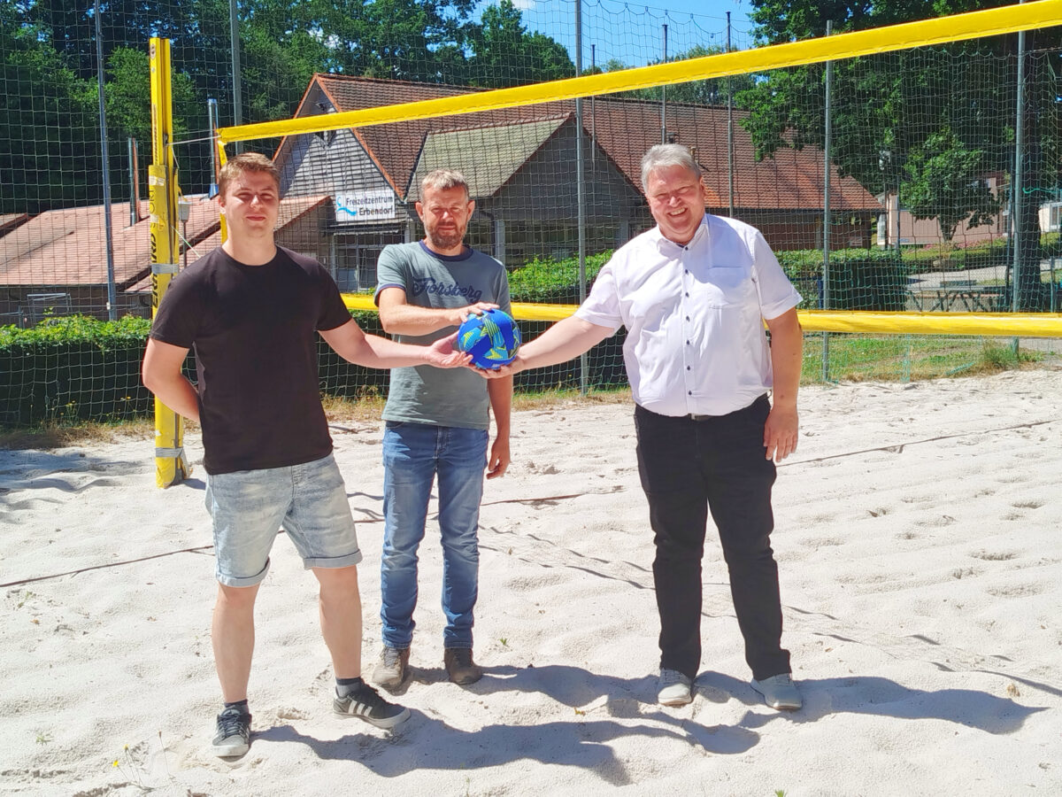 Volleyballfeld im Freibad Erbendorf wieder geöffnet