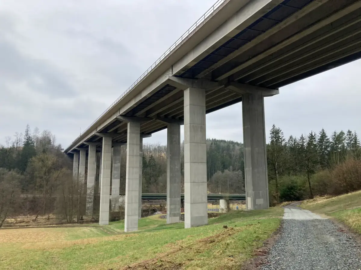 Sieben Jahre Großbaustelle: Waldnaabtalbrücke wird komplett neu gebaut