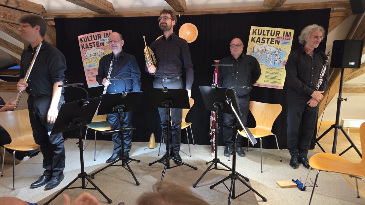 Kammermusik trotz Regen: ProFive begeistert im voll besetzten Bibliothekssaal