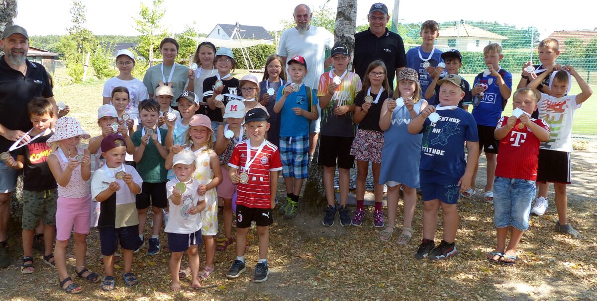 Kinder zeigen Treffsicherheit beim Schützenverein Eichenlaub in Schlammersdorf