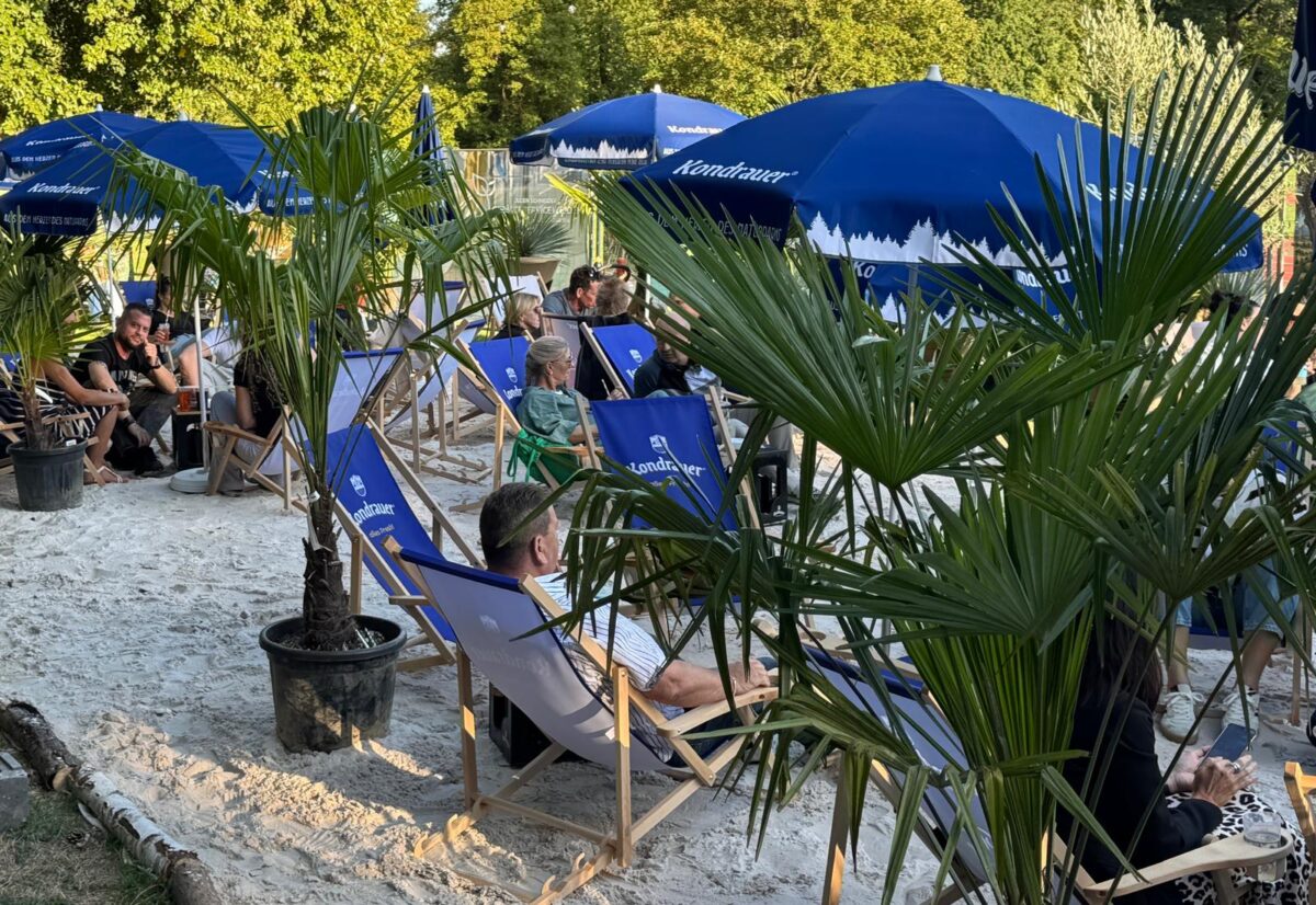 Stadtstrand: Ein erstes Fazit. Initiatoren und Gastronomie sehr zufrieden.