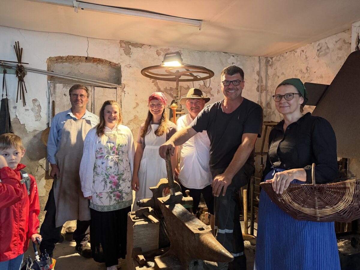 LandkulTOUR durch frühere Waldthurner Berufe