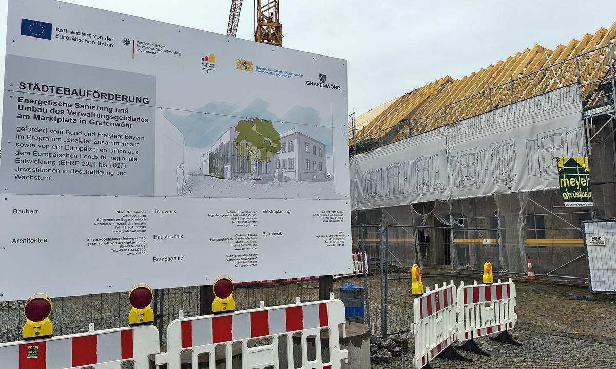 Stadt Grafenwöhr: Richtfest für neues Verwaltungsgebäudes